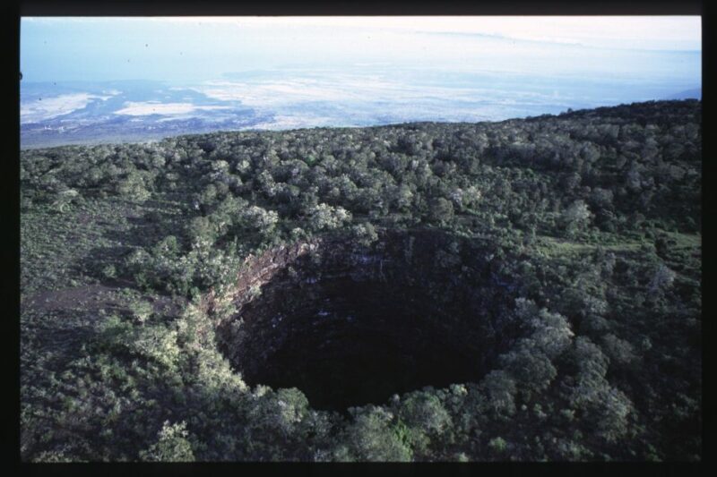 Big Island: Off the Beaten Path Volcano Crater Hike - An In-Depth Look at the Hualalai Volcano Hike