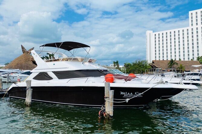 Big Yacht 48ft Rental up to 15 Pax snorkel - Who Should Consider This Yacht Rental?