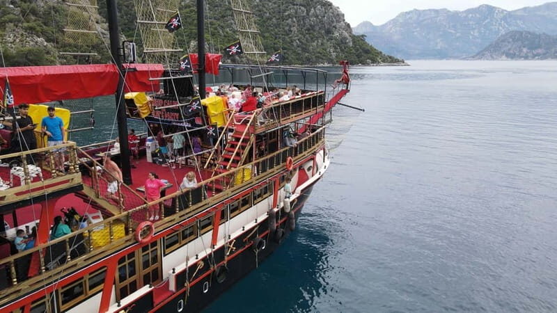 Bigboss Diamond Pirate Boat Trip - Key Points