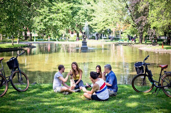 Bike / E-bike tour : Plateau, Mile-End, Jean-Talon Market by Fitz - Key Points