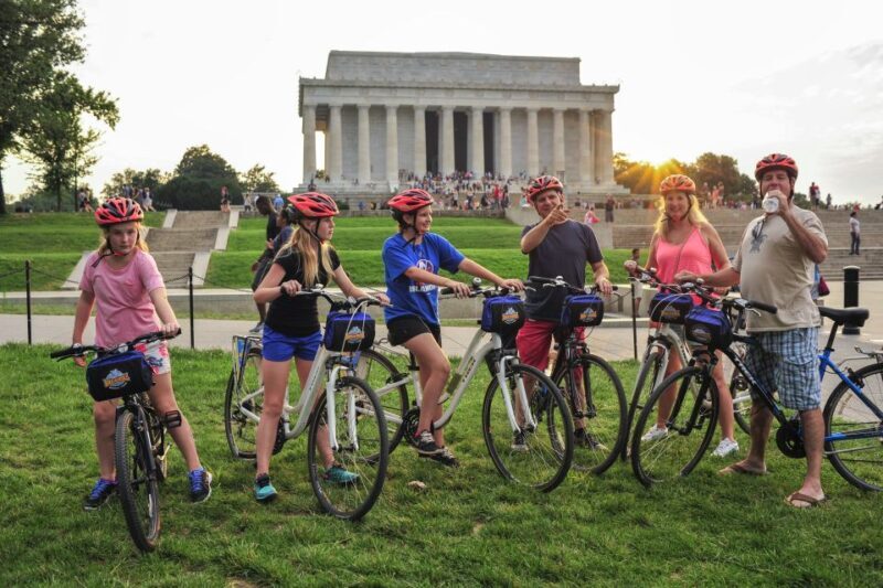 Bike Tour: Capitol Hill, Lincoln Memorial, National Mall - Exploring the Heart of Washington, D.C. on Two Wheels