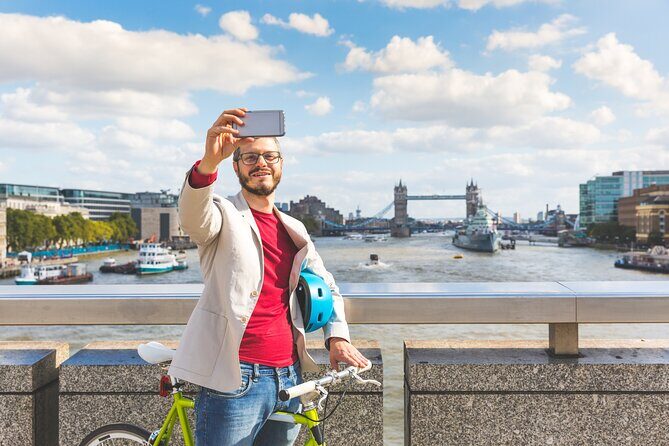 Bike Tour of London - Top Attractions with Private Guide - The Practical Side: Duration, Cost, and Group Size