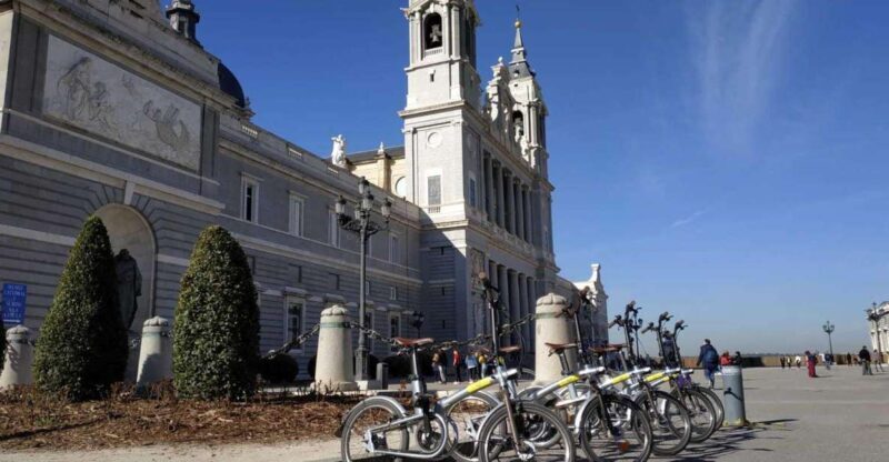 Bike Tour Through Madrid Río and Casa de Campo - An In-Depth Look at the Madrid Río and Casa de Campo Bike Tour