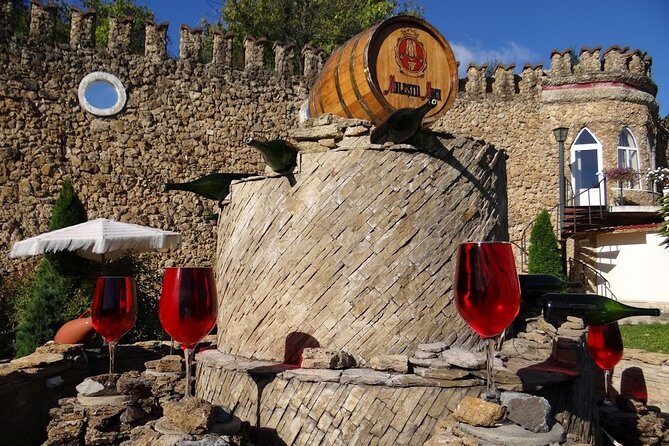 Biking a Guinness Book Winery - References