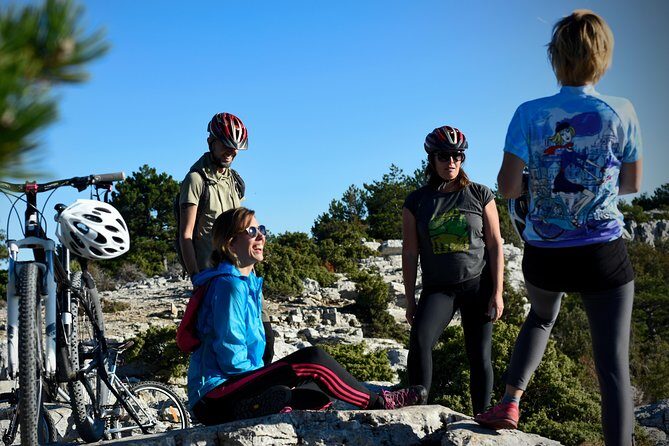 Biking Vidova - Skrip & museum of olive oil - Splitska - Postira - FAQ