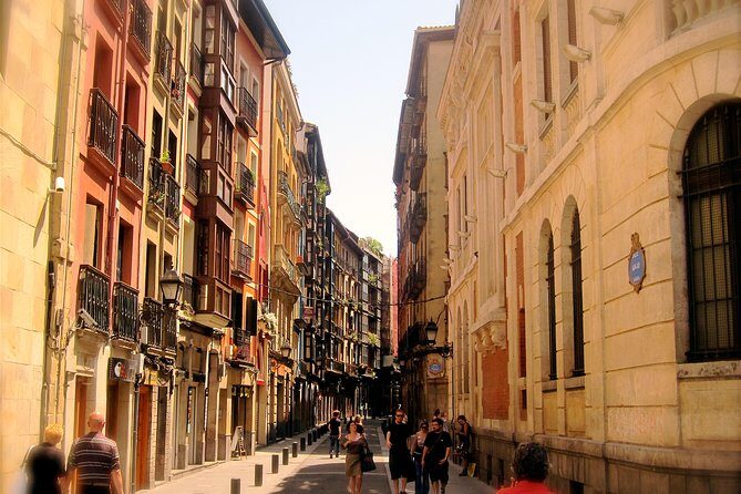 Bilbao and Guggenheim Museum Private tour - FAQ