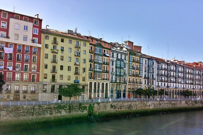 Bilbao And The Bay Of Biscay from San Sebastian - Key Points