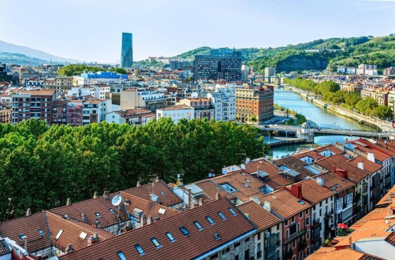 Bilbao: City Highlights Walking Tour - Key Points
