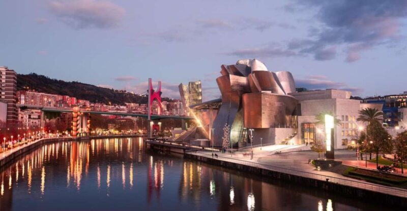 Bilbao: Express Walk with a Local in 60 minutes - Practical Details