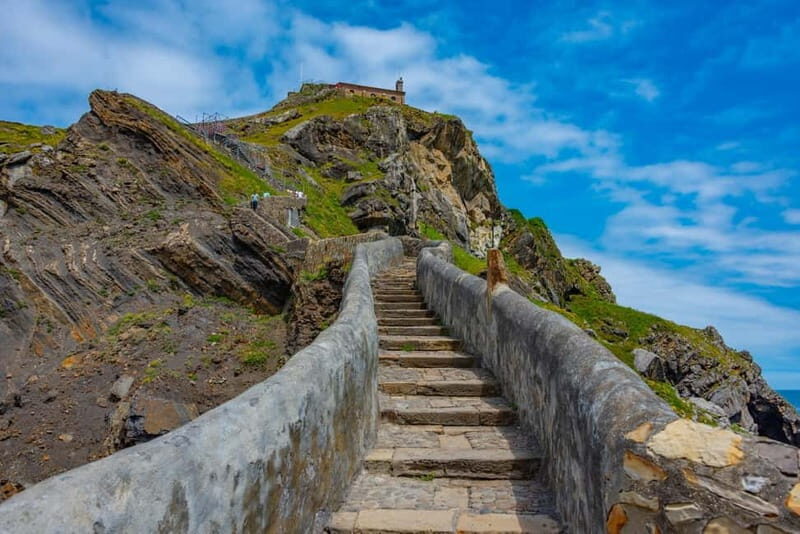 Bilbao: Gaztelugatxe, Bermeo, Mundaka, Gernika, & Wine Tour - Who Should Book This Tour?