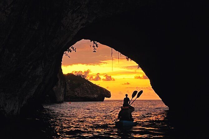 Bioluminescence by kayak or SUP to Los Arcos Puerto Vallarta - Who Should Consider This Tour?