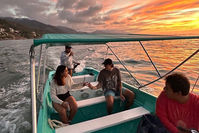 Bioluminescence & sunset local boat tour to Los Arcos Sanctuary - A Deep Dive into the Experience