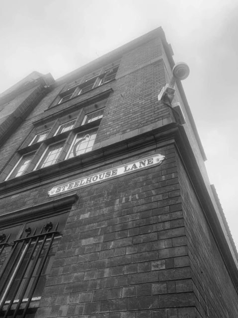 Birmingham: Slogging Gangs Guided Walking Tour - Key Points