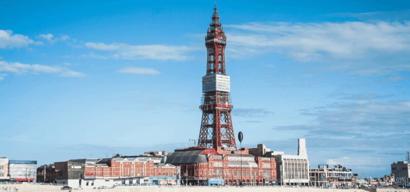 Blackpool Christmas Lights Walking Tour with an App - Detailed Breakdown of the Itinerary