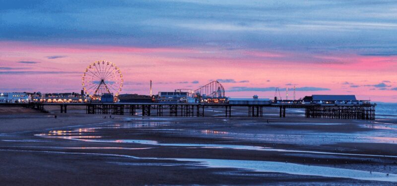 Blackpool Christmas Lights Walking Tour with an App - The Value of This Tour