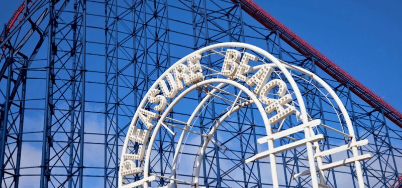 Blackpool Christmas Lights Walking Tour with an App - Who Is This Tour Best Suited For?