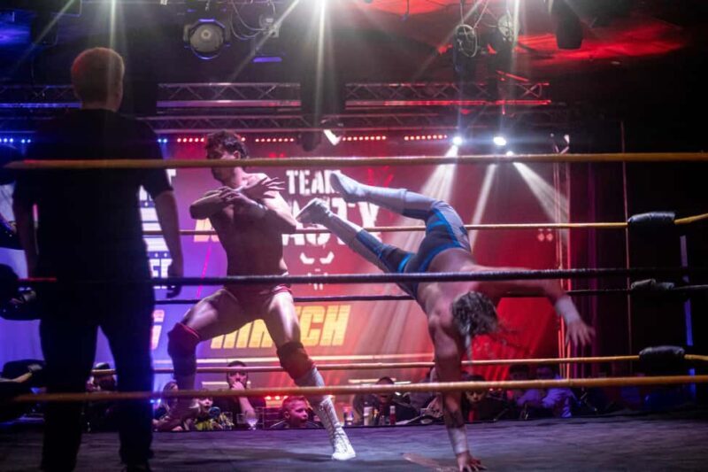Blackpool: Megaslam Wrestling Show with Meet & Greet - Key Points