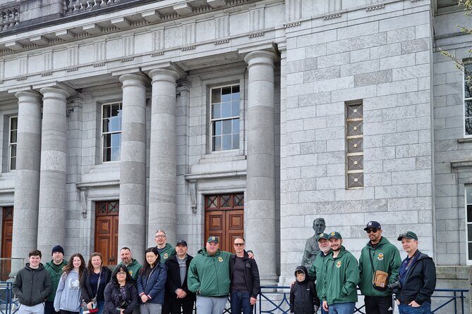 Blarney Castle and Cork Guided Private Tour in modern AC Minibus - Who Is This Tour Best For?