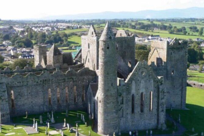 Blarney Castle and The Rock of Cashel with Private Chauffeur Tour - An In-Depth Look at the Tour Experience