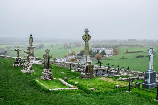 Blarney, Rock of Cashel & Cahir Castles Day Tour From Dublin - An In-Depth Look at the Tour Experience