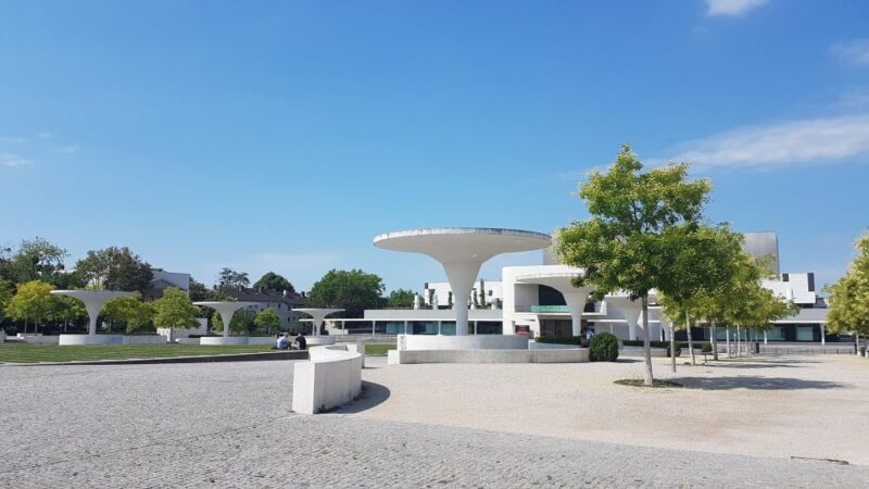 Blick hinter die Kulissen Führung: Staatstheater Darmstadt - The Stage: Limited but Special Access