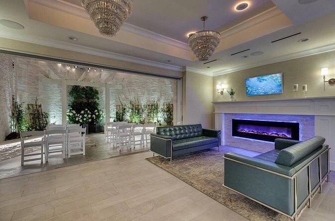 Bliss Chapel Elvis Weddings & Vow Renewal - Guest Capacity and Accessibility