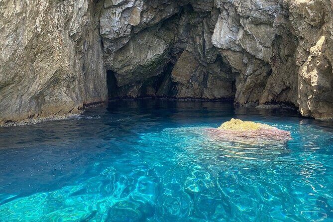 Blue and Green Cave Tour from Dubrovnik,private speed boats - Exploring the Blue and Green Cave Tour: What You Can Expect