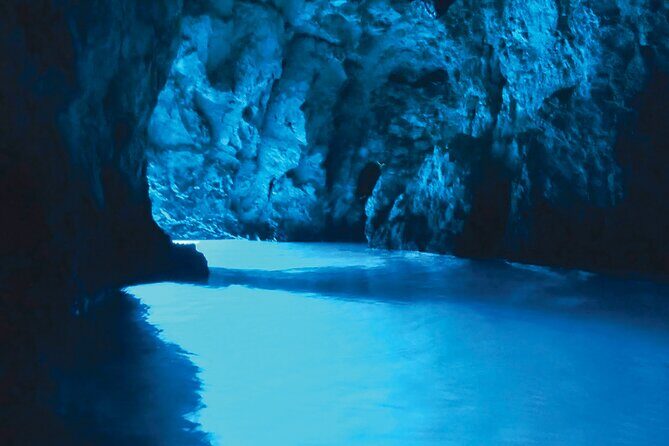Blue Cave and caves Discovery Dubrovnik - Group Tour by Boat - Key Points