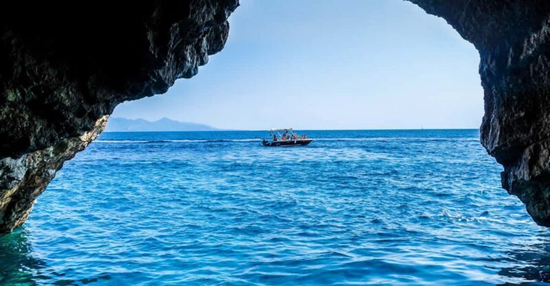 Blue Cave and Elaphiti Islands Private Speed Boat Tour - Key Points