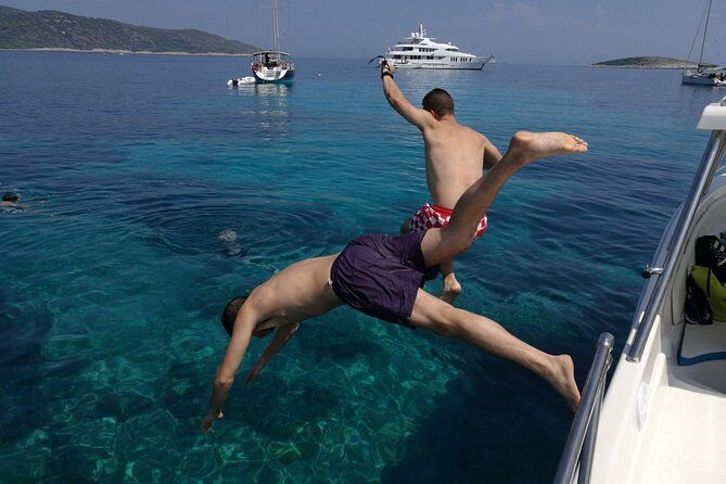 Blue Cave and Hvar island - five island tour from Split - An Overview of What to Expect