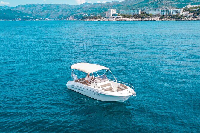 BLUE CAVE & ELAPHITI ISLANDS 4 HOURS ALL INCLUSIVE boat tour - An In-Depth Look at the Dubrovnik Private Boat Tour