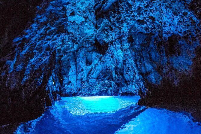 Blue cave group tour with swimming and snorkelling from Hvar - What’s Included and What to Budget For
