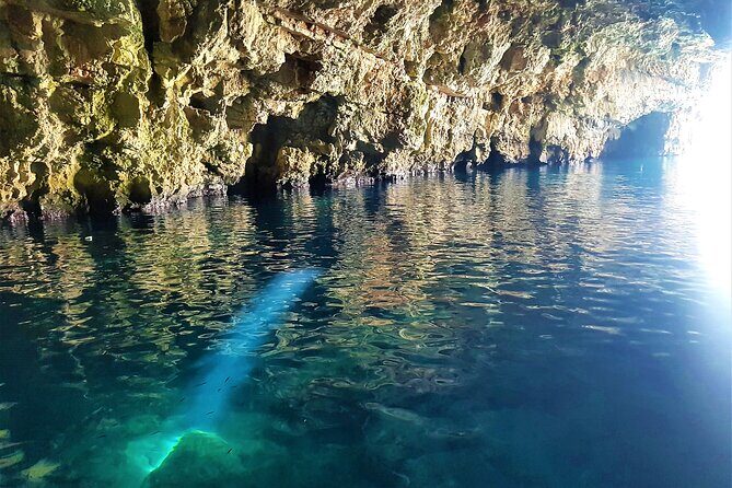 Blue cave group tour with swimming and snorkelling from Hvar - FAQs