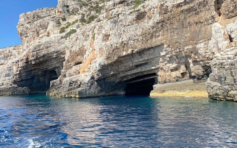 Blue Cave speedboat trip from Trogir - FAQ