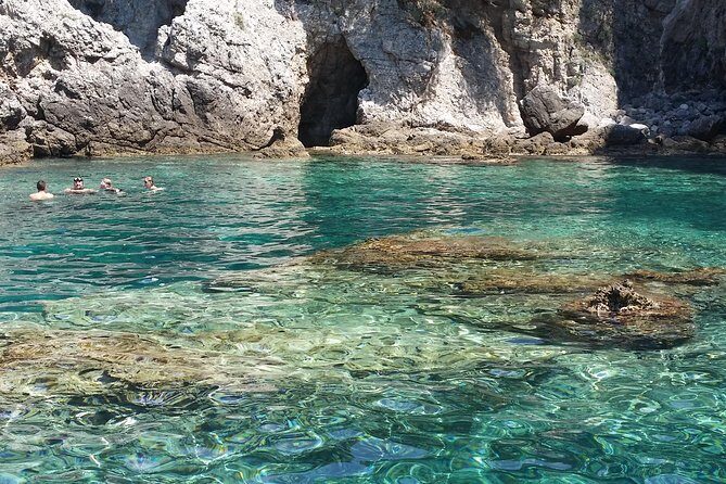 BLUE CAVE&GREEN CAVES /UNJ beach Speedboat tour- WITH DRINKS - A Deep Dive into the Experience