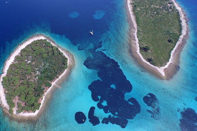 Blue Lagoon and Trogir Half-Day Speedboat Tour from Split - Practical Tips from Reviewers
