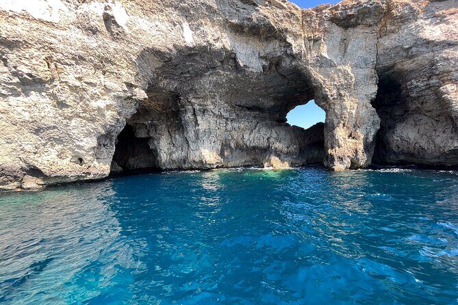 Blue Lagoon Ferry and Caves Tour - Who Will Love This Tour?
