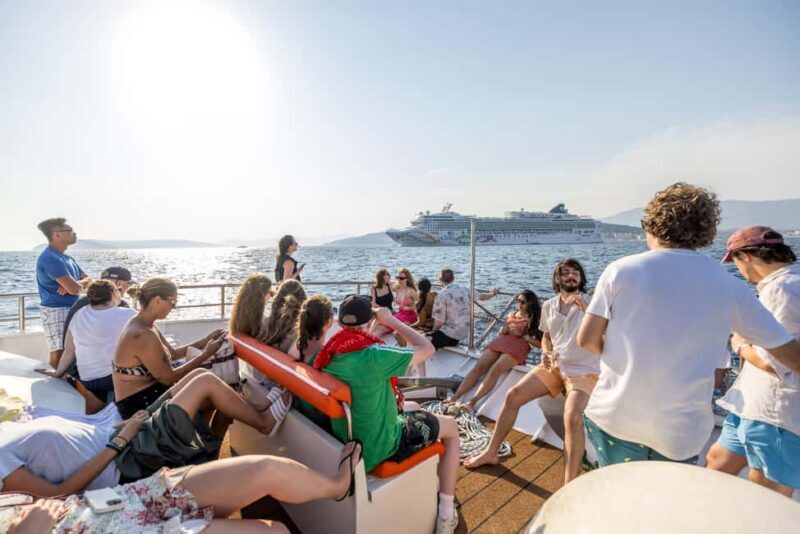 Blue Lagoon & Islands Day Cruise from Split with Lunch - Key Points