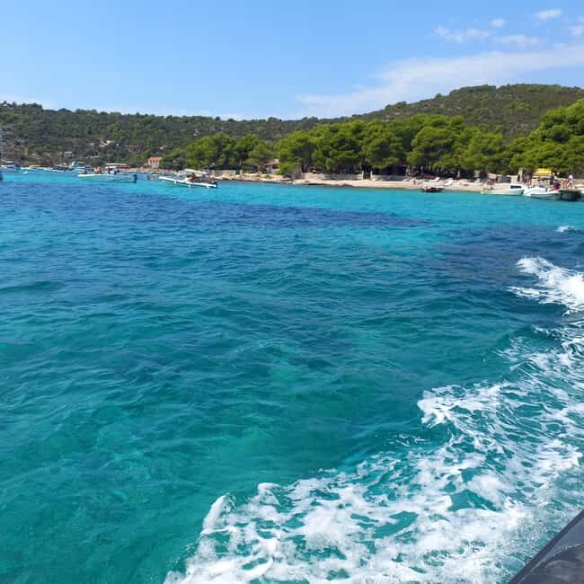 Blue lagoon with a speed boat water and towels included - Summary: The Real Value of This Speedboat Tour