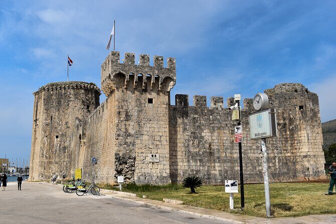 Blue Line Historical Tour from Split - Key Points