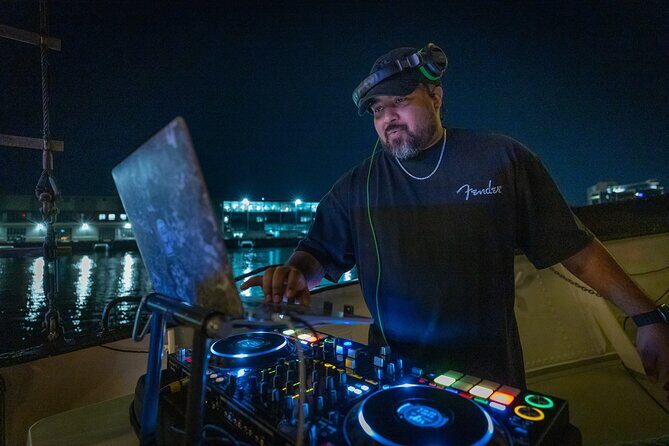 Blue Lobster Party Cruise - The Sum Up