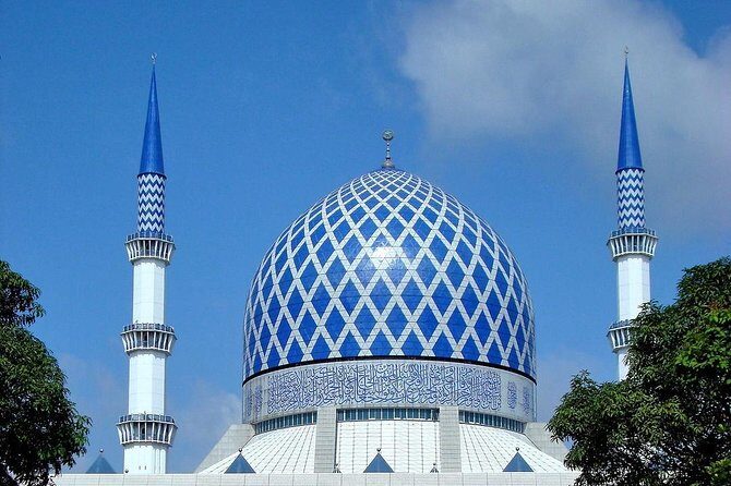 Blue Mosque And Batu Caves Tour - Key Points