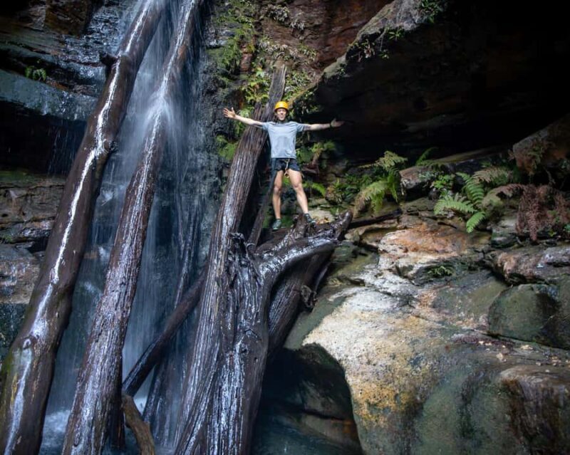 Blue Mountains: Abseiling and Juggler Canyon Adventure Tour - Key Points