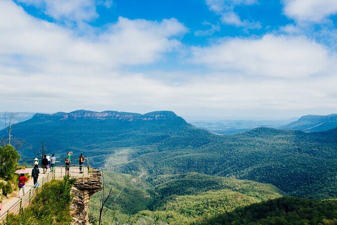 Blue Mountains Small Group Tour with Lunch, Zoo and Scenic World - Introduction to the Tour Experience