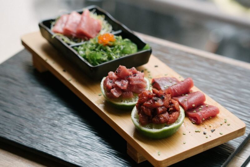 Bluefin Tuna tasting in the most Prestigious Market of Spain - Real Experiences and Guest Feedback