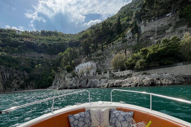 Boat and dinghy rental in Cetara on the Amalfi Coast - FAQ
