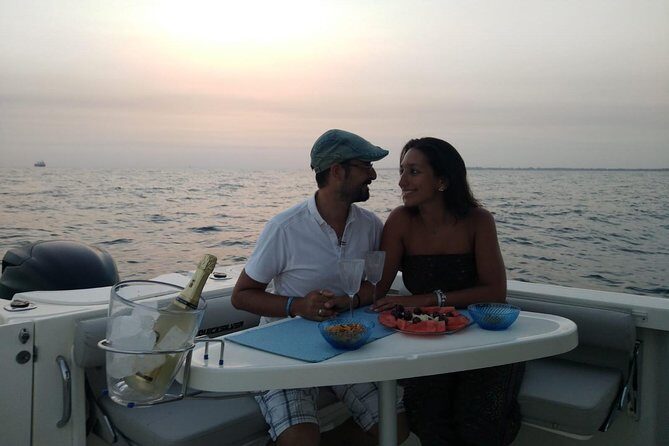 Boat and fishing trips in the Cadiz bay - The Complete Experience: What You Can Expect