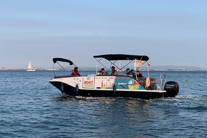 Boat Cruise with Champagne - An In-Depth Look at the Lisbon Boat Cruise Experience