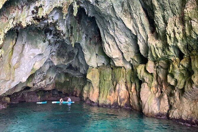 Boat excursion on the island of Ortigia with Snorkeling to the sea caves - FAQ