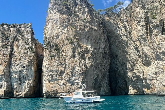 Boat excursion to Gaeta with a stop for swimming and snorkeling 2 HOURS - FAQ